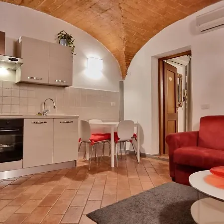 Ponte Vecchio Apartment